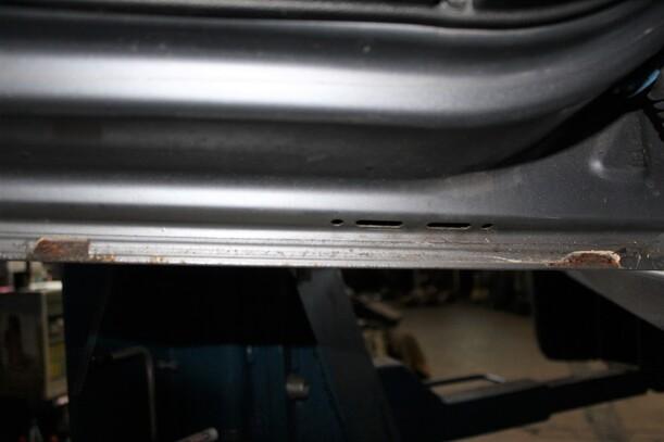 Foto: TÜR HINTEN LINKS eines Opel Astra 1.9 CDTI Caravan