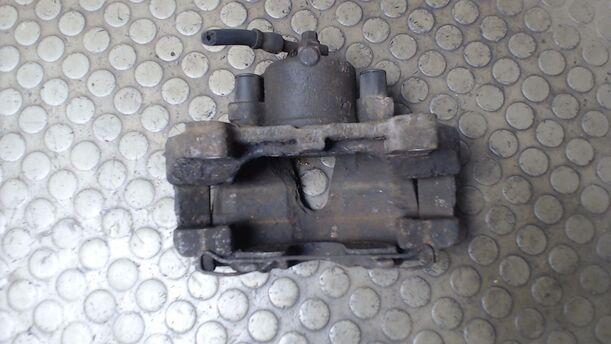 Foto: BREMSSATTEL VORN LINKS eines Opel Astra 1.9 CDTI Caravan