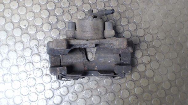 Foto: BREMSSATTEL VORN RECHTS eines Opel Astra 1.9 CDTI Caravan