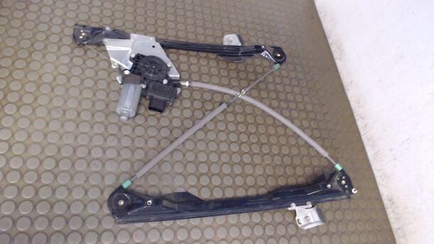 Foto: FENSTERHEBER ELEKTRICH VORN RECHTS eines Ford Focus Turnier