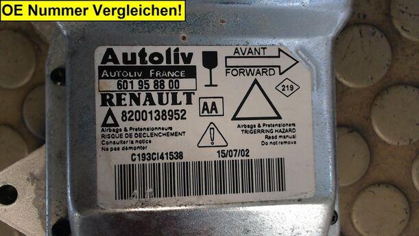 Foto: STEUERGERÄT AIRBAG eines Renault Laguna Grandtour 1.8