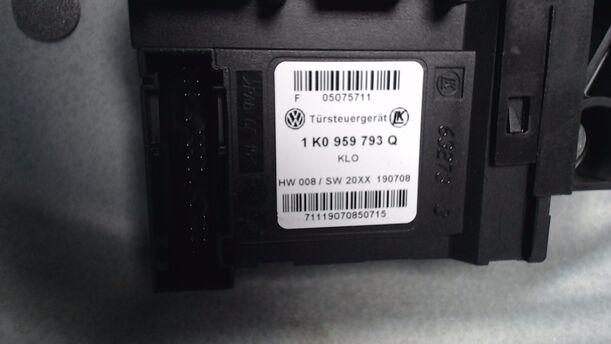 Foto: FENSTERHEBER LINKS eines VW Caddy 2.0 EcoFuel Life (7-Si.)