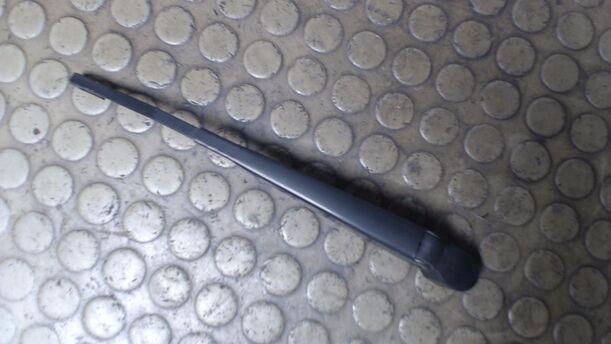 Foto: SCHEIBENWISCHERARM HINTEN eines Ford Mondeo 2.2 Turnier TDCi