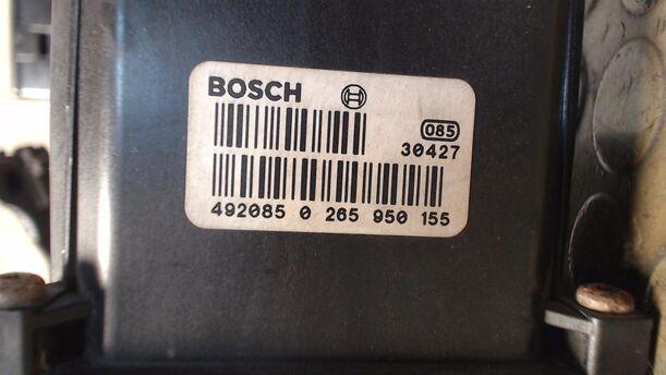 Foto: HAUPTBREMSAGGREGAT ABS eines Ford Mondeo 2.2 Turnier TDCi