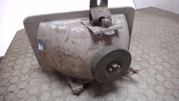 Foto: SCHEINWERFER RECHTS eines FORD TAUNUS 2,0