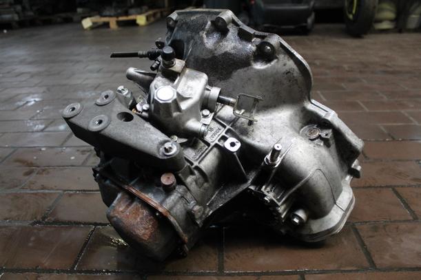 Foto: SCHALTGETRIEBE F17 3,74 eines Opel Astra 1.6 Caravan