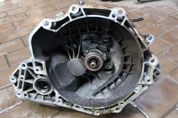 Foto: SCHALTGETRIEBE F17 3,74 eines Opel Astra 1.6 Caravan