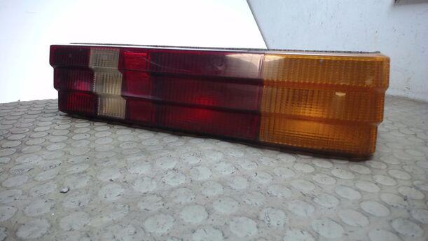 Foto: HECKLEUCHTE / RÜCKLEUCHTE RECHTS eines FORD GRANADA 2,8