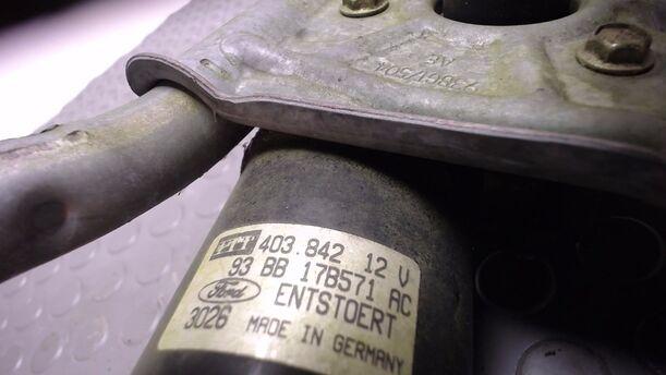 Foto: SCHEIBENWISCHERMOTOR VORN eines Ford Mondeo C
