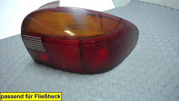 Foto: HECKLEUCHTE / RÜCKLICHT RECHTS eines Ford Mondeo C