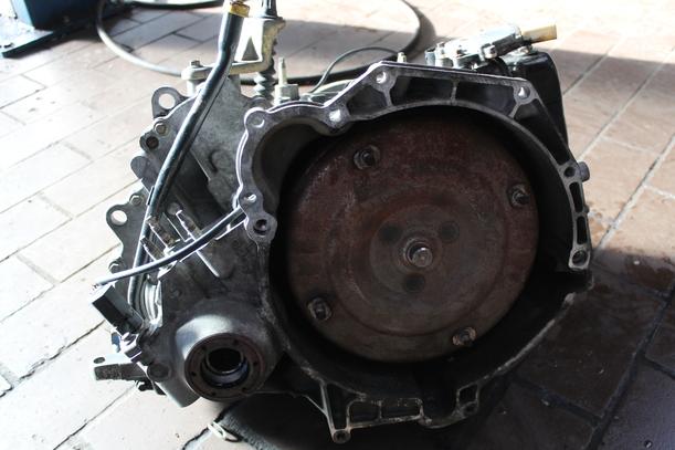 Foto: AUTOMATIKGETRIEBE eines Ford Mondeo C