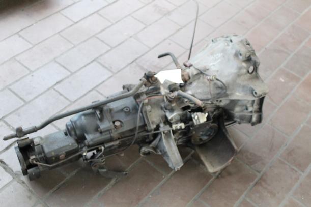 Foto: SCHALTGETRIEBE 5-GANG AAH (FÜR BASTLER) eines Audi 100 Avant Quat.turbo