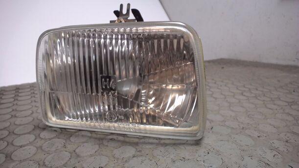 Foto: SCHEINWERFER H4 RECHTS eines FORD FIESTA 0,9