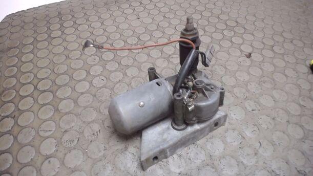 Foto: HECKSCHEIBENWISCHERMOTOR eines FORD FIESTA 0,9