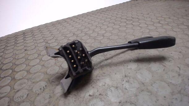 Foto: SCHEIBENWISCHERSCHALTER eines FORD FIESTA 0,9