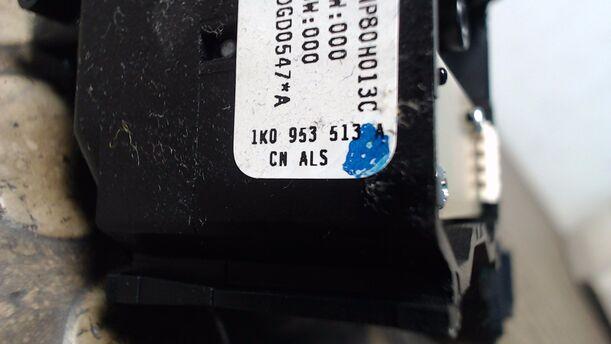 Foto: BLINKSCHALTER/KOMBISCHALTER eines VW Touran 1.9 TDI C