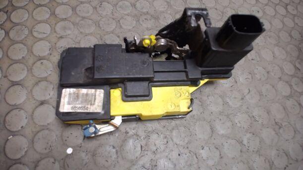 Foto: TÜRSCHLOSS HINTEN LINKS eines Volvo V70 2.4 D