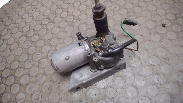 Foto: SCHEIBENWISCHERMOTOR HINTEN eines FORD FIESTA 0,9