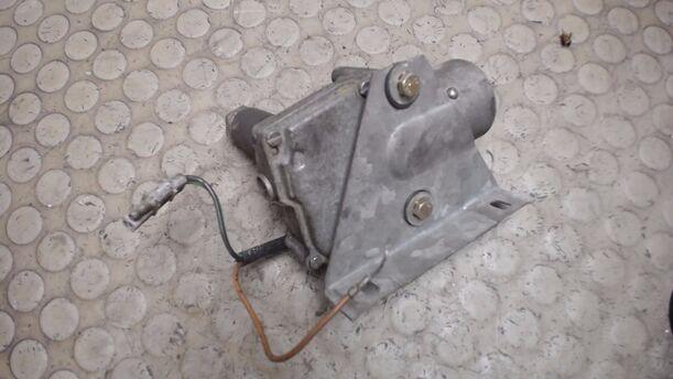 Foto: SCHEIBENWISCHERMOTOR HINTEN eines FORD FIESTA 0,9