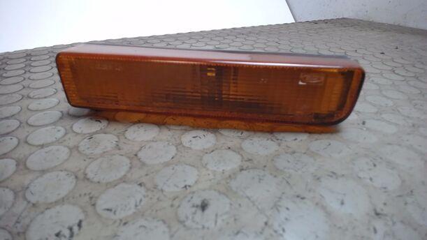 Foto: BLINKER / BLINKLEUCHTE LINKS eines FORD FIESTA 0,9