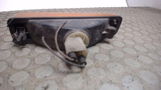 Foto: BLINKER / BLINKLEUCHTE RECHTS eines FORD FIESTA 0,9