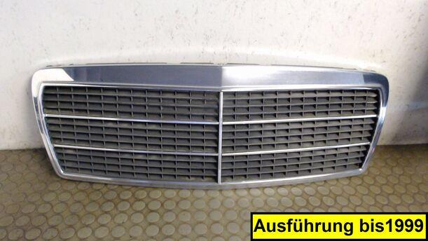Foto: KÜHLERGRILL (CLASSIC) eines Mercedes-Benz E 220 D C