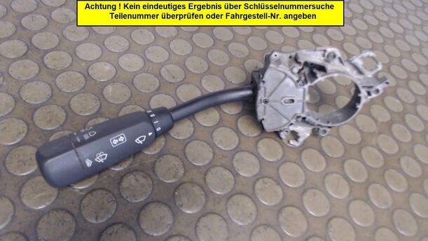 Foto: BLINKSCHALTER/KOMBISCHALTER eines Mercedes-Benz E 220 D C