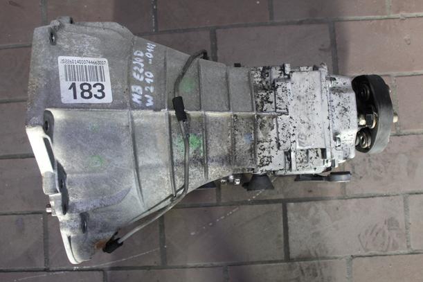 Foto: SCHALTGETRIEBE 5-GANG 717418 eines Mercedes-Benz E 220 D C