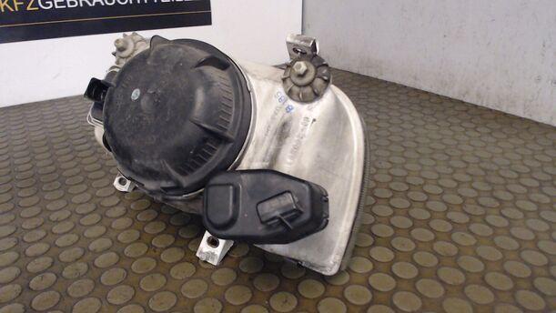 Foto: SCHEINWERFER RECHTS eines VW Golf 1.6 C