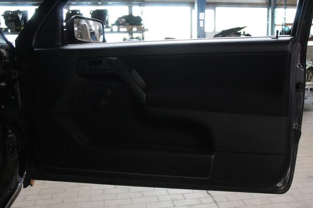 Foto: TÜR RECHTS (2/3-Türer) eines VW Golf 1.6 C