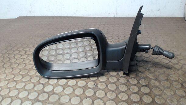 Foto: AUSSENSPIEGEL MECHANISCH VERSTELLBAR LINKS eines Opel Corsa 1.2 16V C
