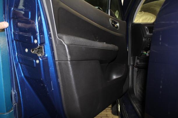 Foto: TÜR VORN LINKS (4/5-Türer) eines Peugeot 307 HDi SW 110 C