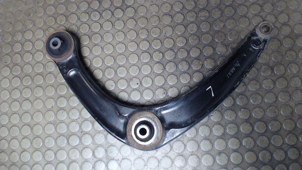 Foto: QUERLENKER VORN LINKS eines Peugeot 307 HDi SW 110 C