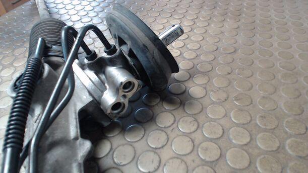 Foto: SERVOLENKUNG eines Peugeot 307 HDi SW 110 C