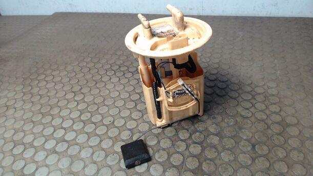 Foto: KRAFTSTOFFPUMPE eines Peugeot 307 HDi SW 110 C