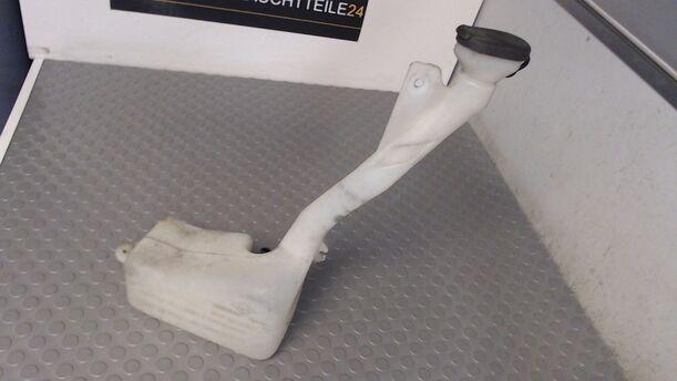 Foto: SCHEIBENWASCHBEHÄLTER eines Renault Laguna 2.0 16V Ghia