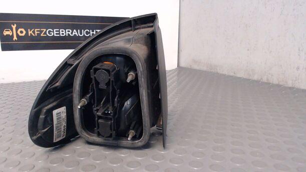 Foto: RÜCKLEUCHTE / HECKLEUCHTE AUSSEN RECHTS eines Renault Laguna 2.0 16V Ghia