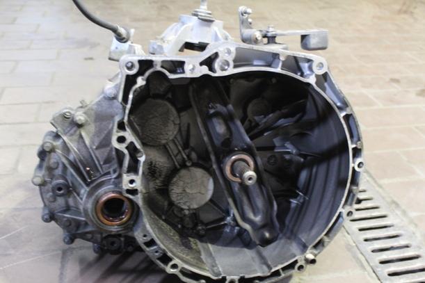 Foto: SCHALTGETRIEBE 6-GANG GS6-53BG ( TCIB / OHNE START STOP ) eines Mini (BMW) Mini Cooper S