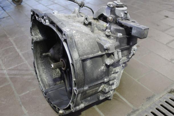 Foto: SCHALTGETRIEBE 6-GANG GS6-53BG ( TCIB / OHNE START STOP ) eines Mini (BMW) Mini Cooper S
