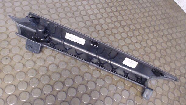 Foto: ABDECKUNG / BLENDE HANDSCHUHFACH eines Mini (BMW) Mini Cooper S C