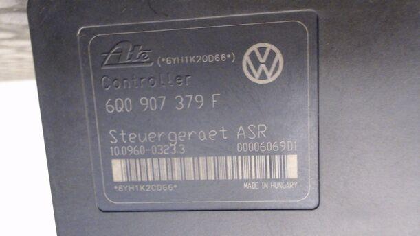 Foto: HAUPTBREMSAGGREGAT ABS/ASR eines VW Polo 1.4 FSI
