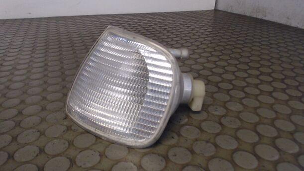 Foto: BLINKER VORN LINKS eines VW Polo Variant 60 C