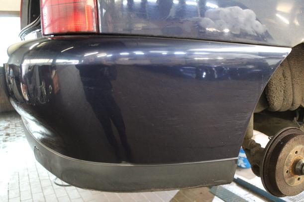 Foto: STOßSTANGE HINTEN eines VW Polo Variant 60 C