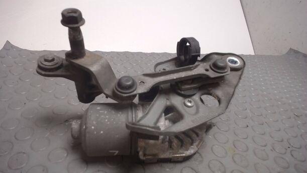 Foto: SCHEIBENWISCHERMOTOR VORN LINKS eines Peugeot 407 HDi 205 Bi-Turbo Automatik C