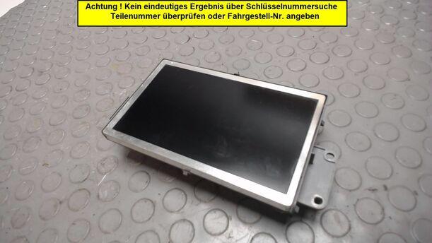 Foto: DISPLAY/BILDSCHIRM eines Peugeot 407 HDi 205 Bi-Turbo Automatik C