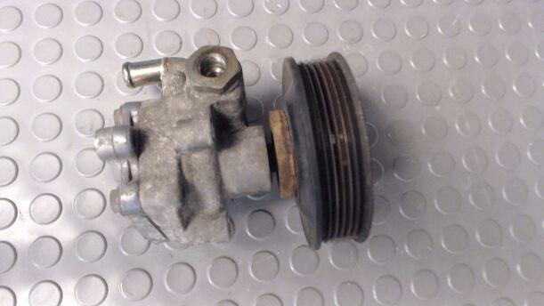 Foto: PUMPE SERVOLENKUNG eines VW Lupo 1.0 C