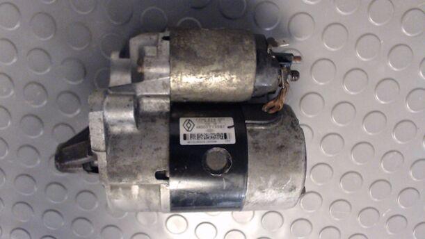 Foto: ANLASSER / STARTER eines Renault Clio 1.4