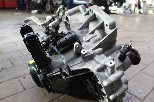 Foto: SCHALTGETRIEBE 5-GANG HUX eines VW Fox 1.2