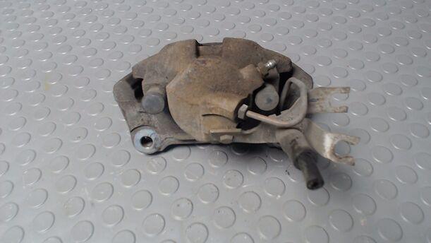 Foto: BREMSSATTEL VORN LINKS eines Audi A4 Avant 2.0