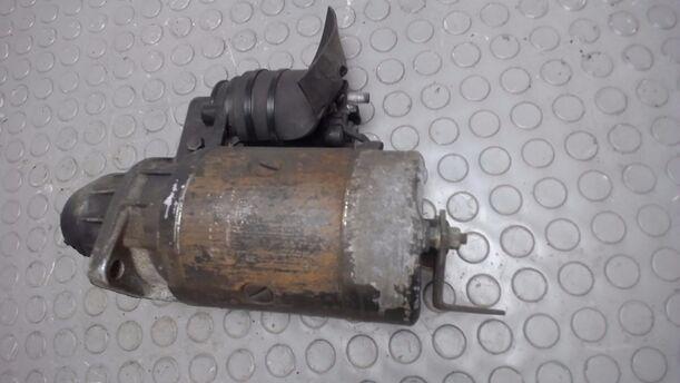 Foto: ANLASSER / STARTER BOSCH eines BMW 318i